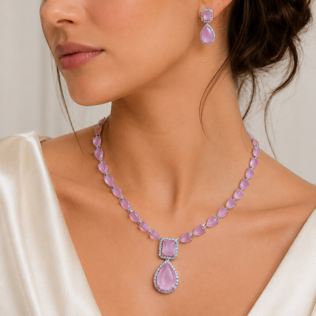 Model wearing Elyselle Aurelia Blush AD Necklace Set