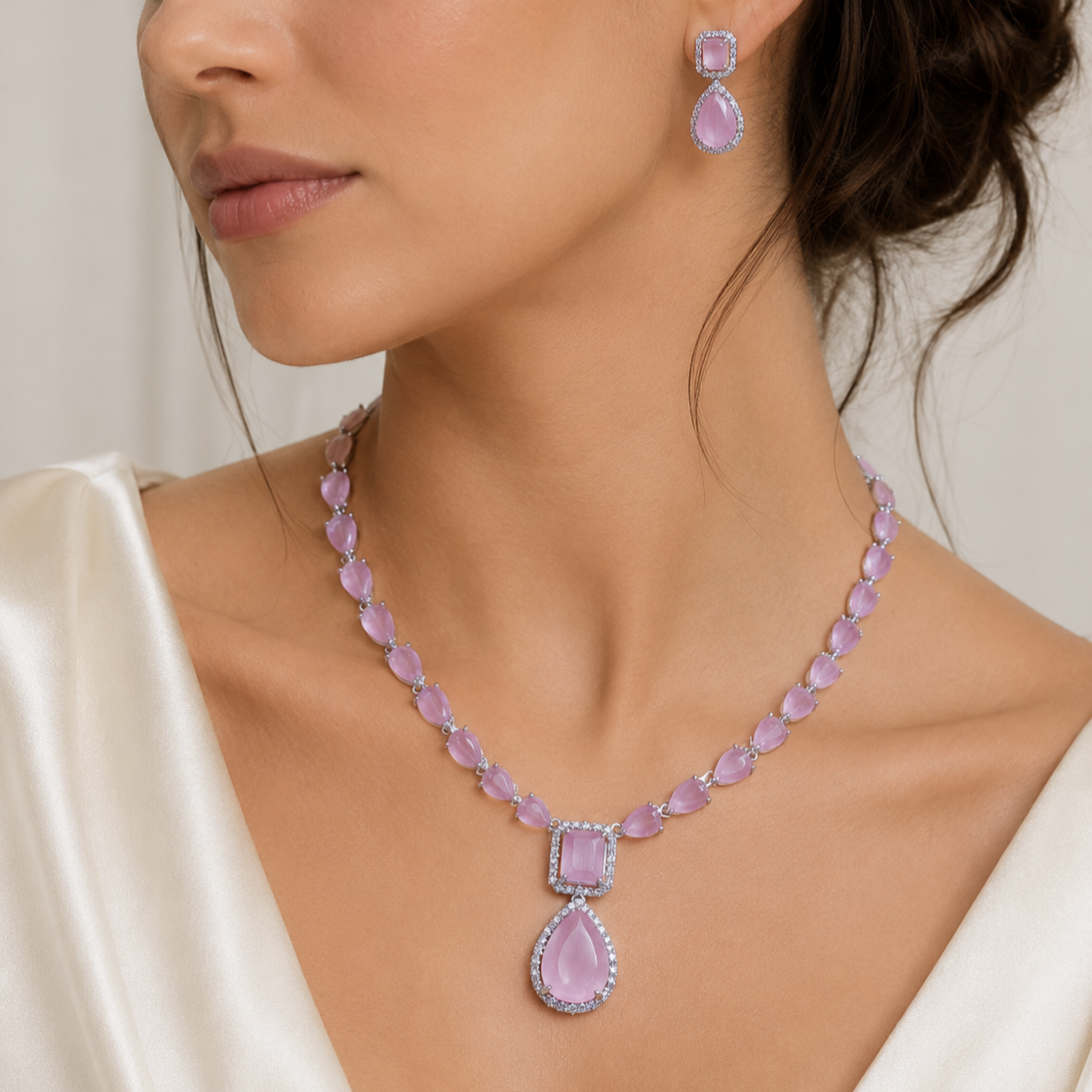 Model wearing Elyselle Aurelia Blush AD Necklace Set